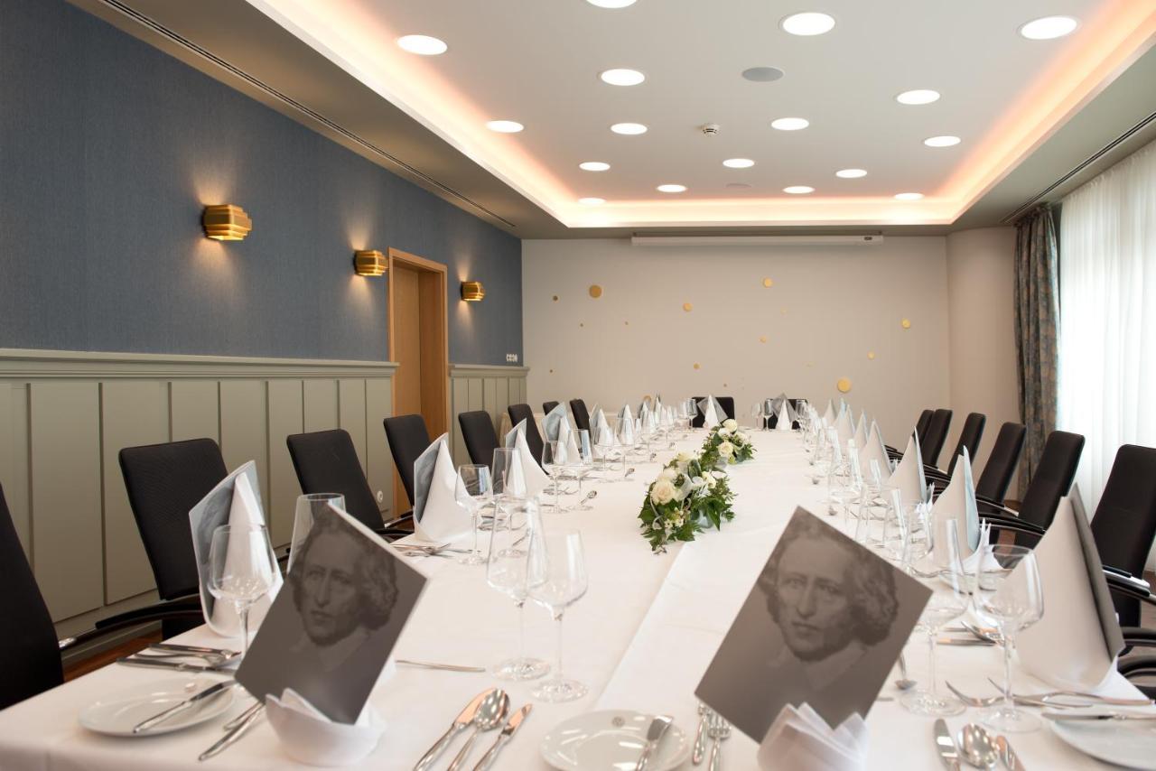 Hotel Gude Kassel Dış mekan fotoğraf