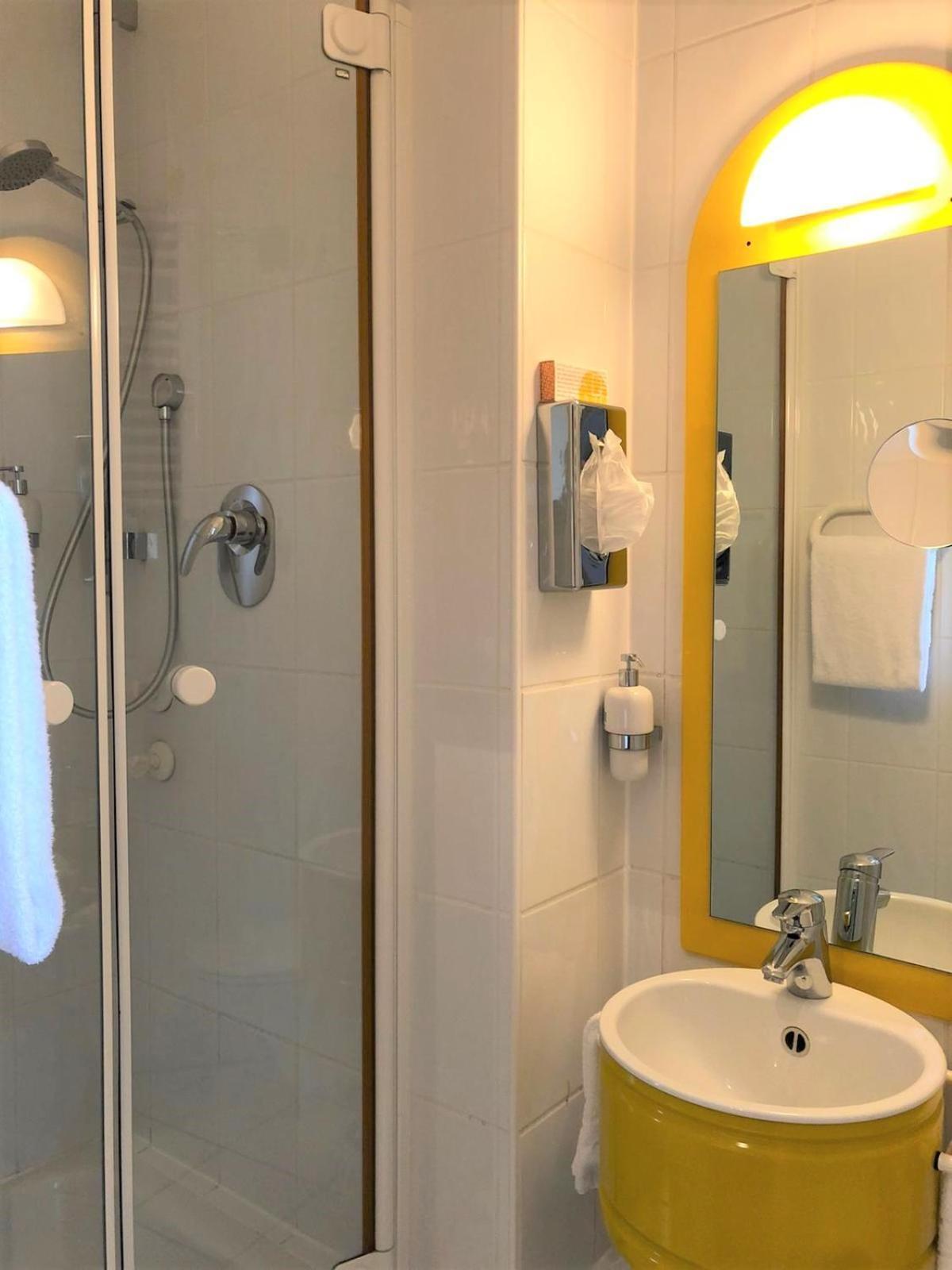 Hotel Gude Kassel Dış mekan fotoğraf
